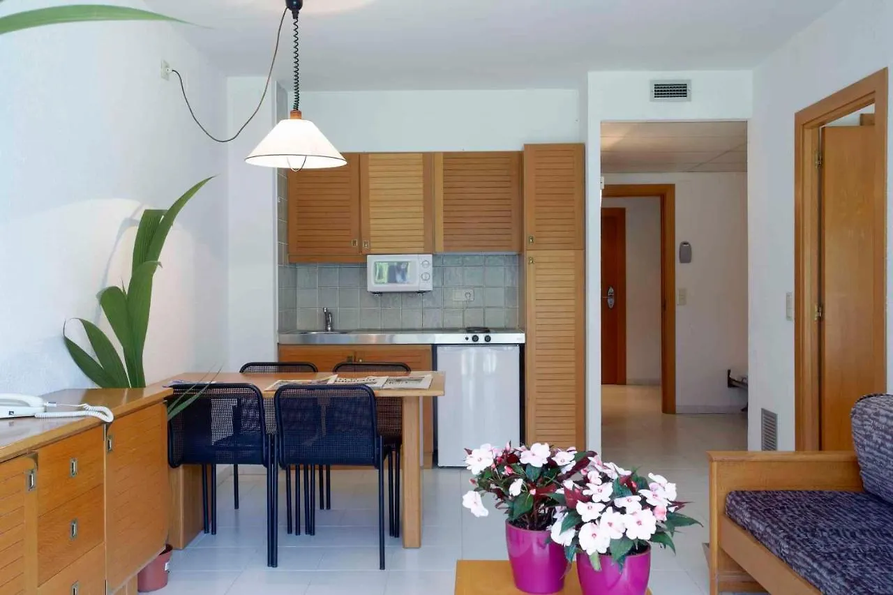 Apart-Hotel Golf Beach 35201 Begur Espagne